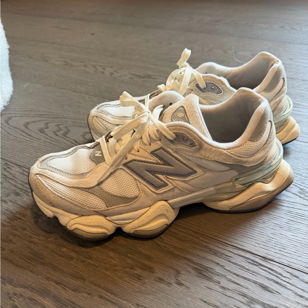 New Balance Cream and Light Gray Mesh Sneaker